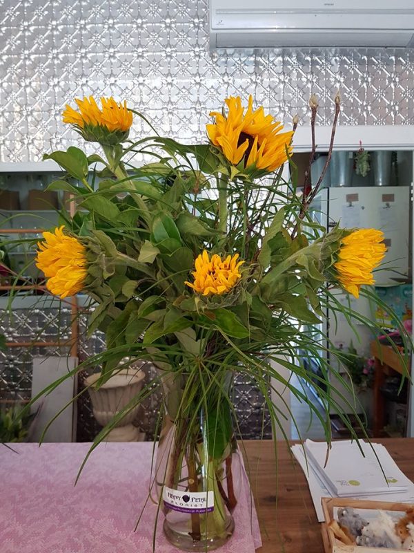 Bouquet of sunflowers in vase